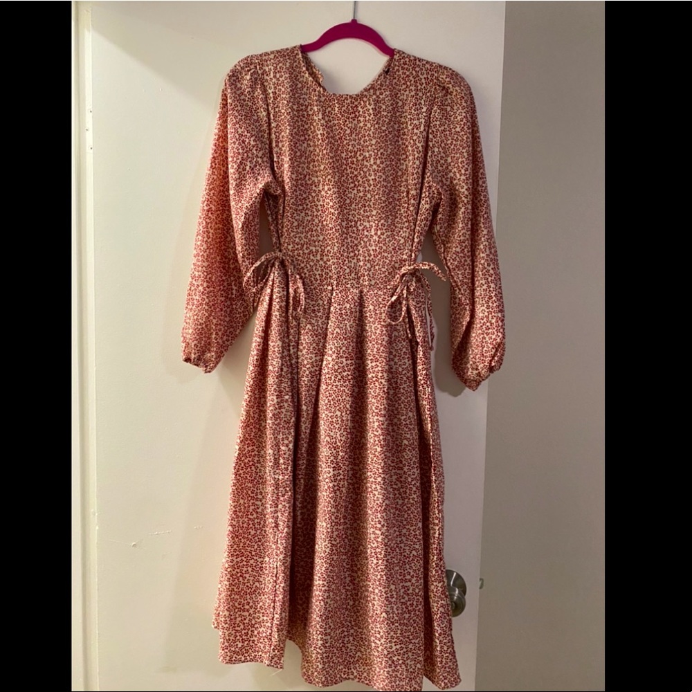 Maroon/white floral long sleeve midi dress with bows (Cottage core af)